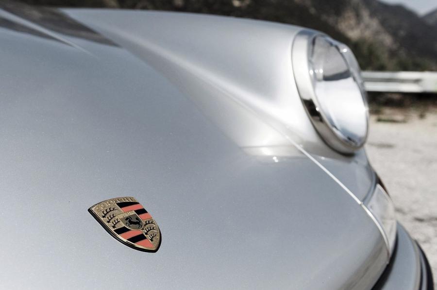  Porsche 911 Restored by Singer 1991 года  (фото 50 из 58)